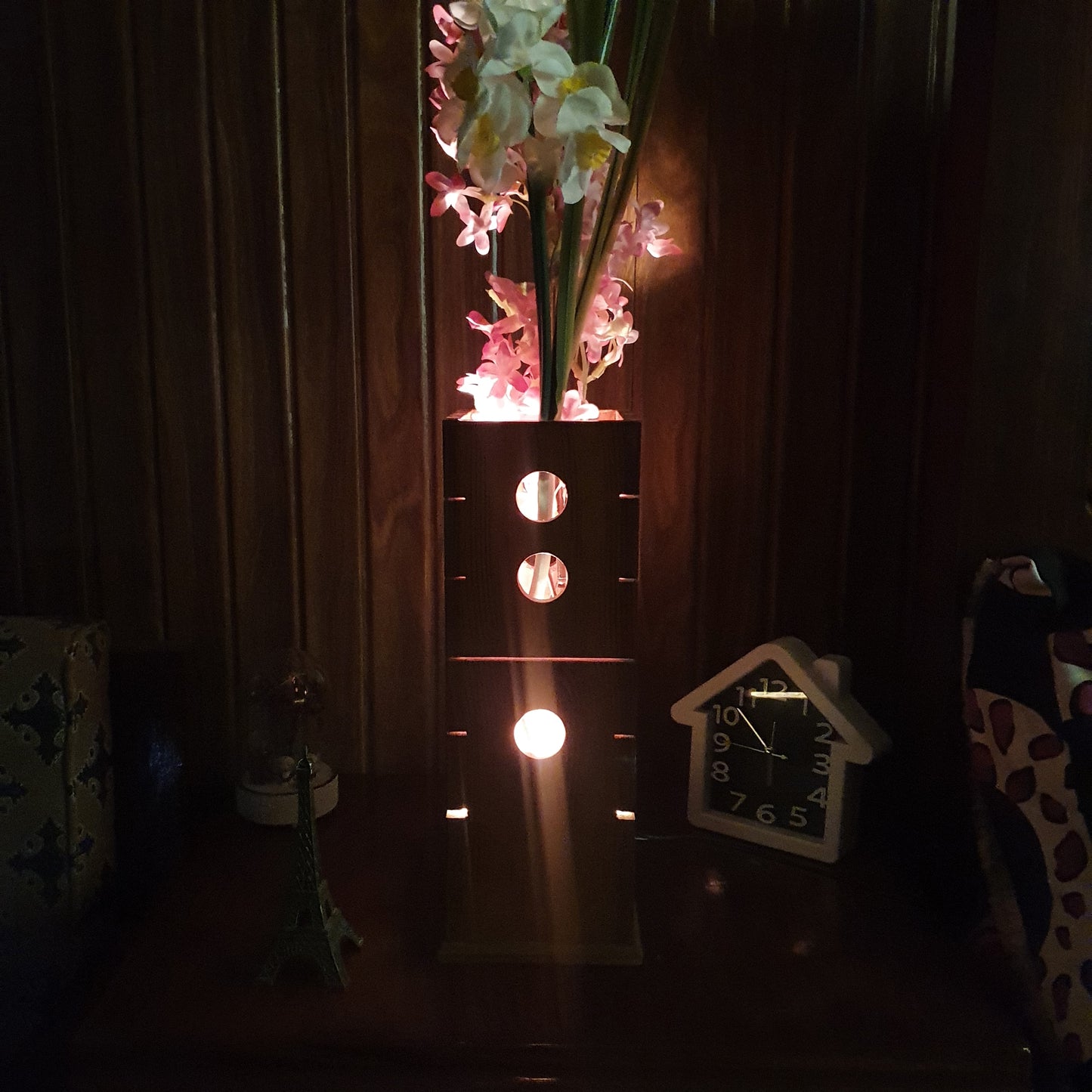 Wooden Table Lamp (D-4)