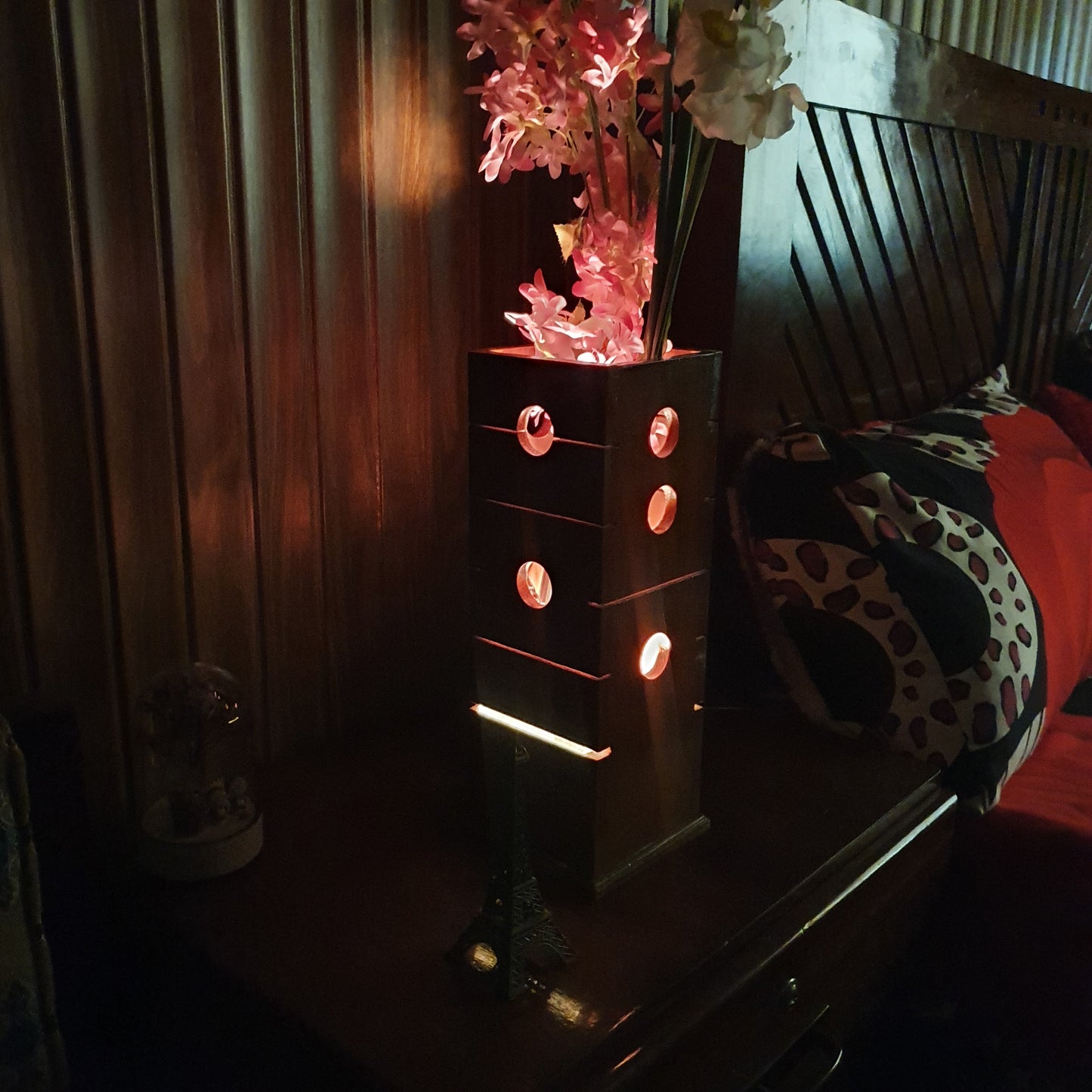 Wooden Table Lamp (D-4)