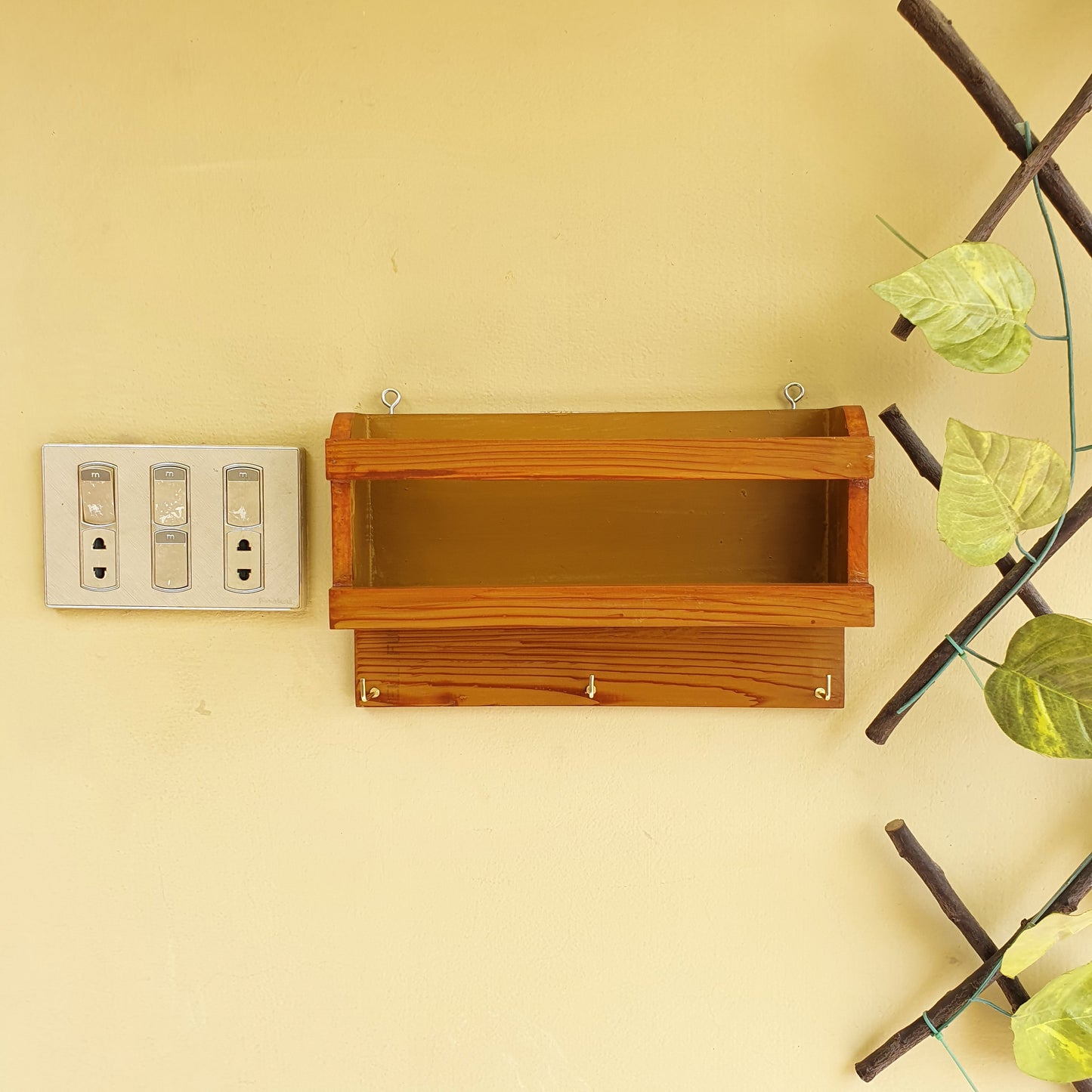 Wall Mount Wooden Mobile Holder (D-3)