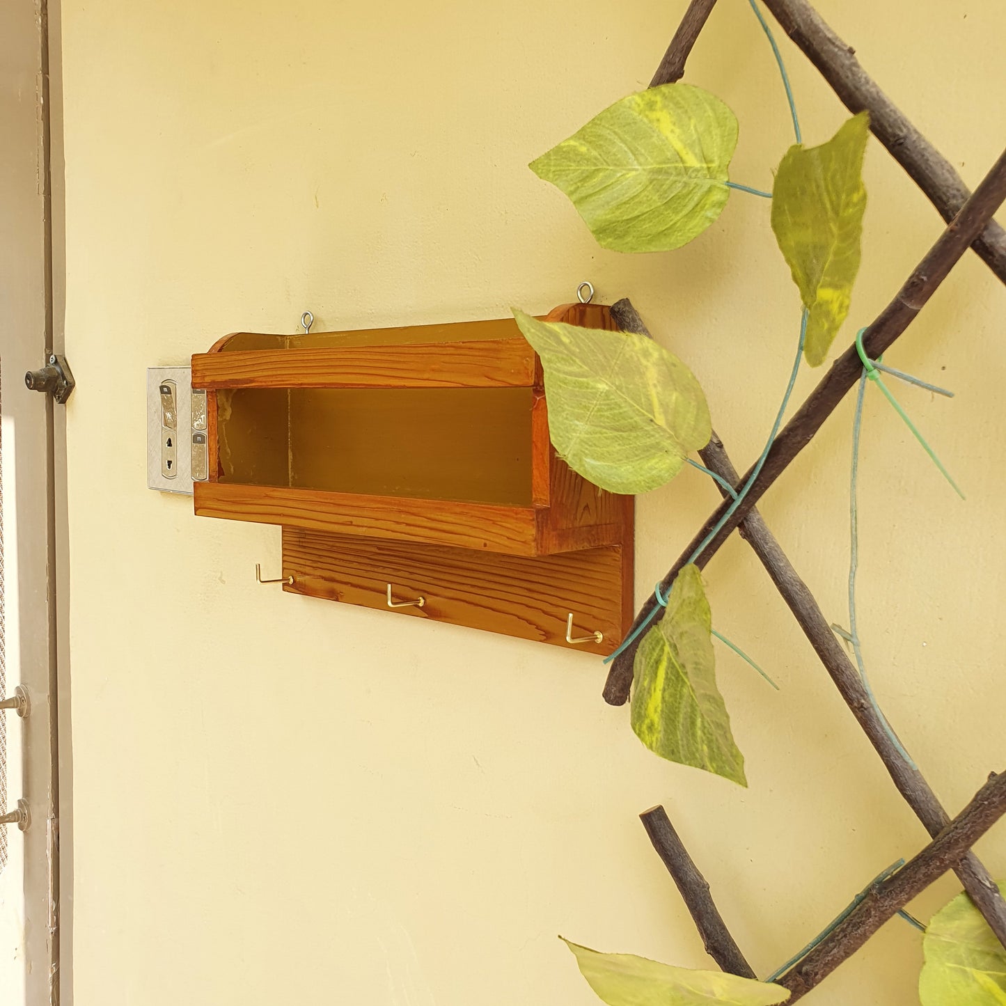 Wall Mount Wooden Mobile Holder (D-3)