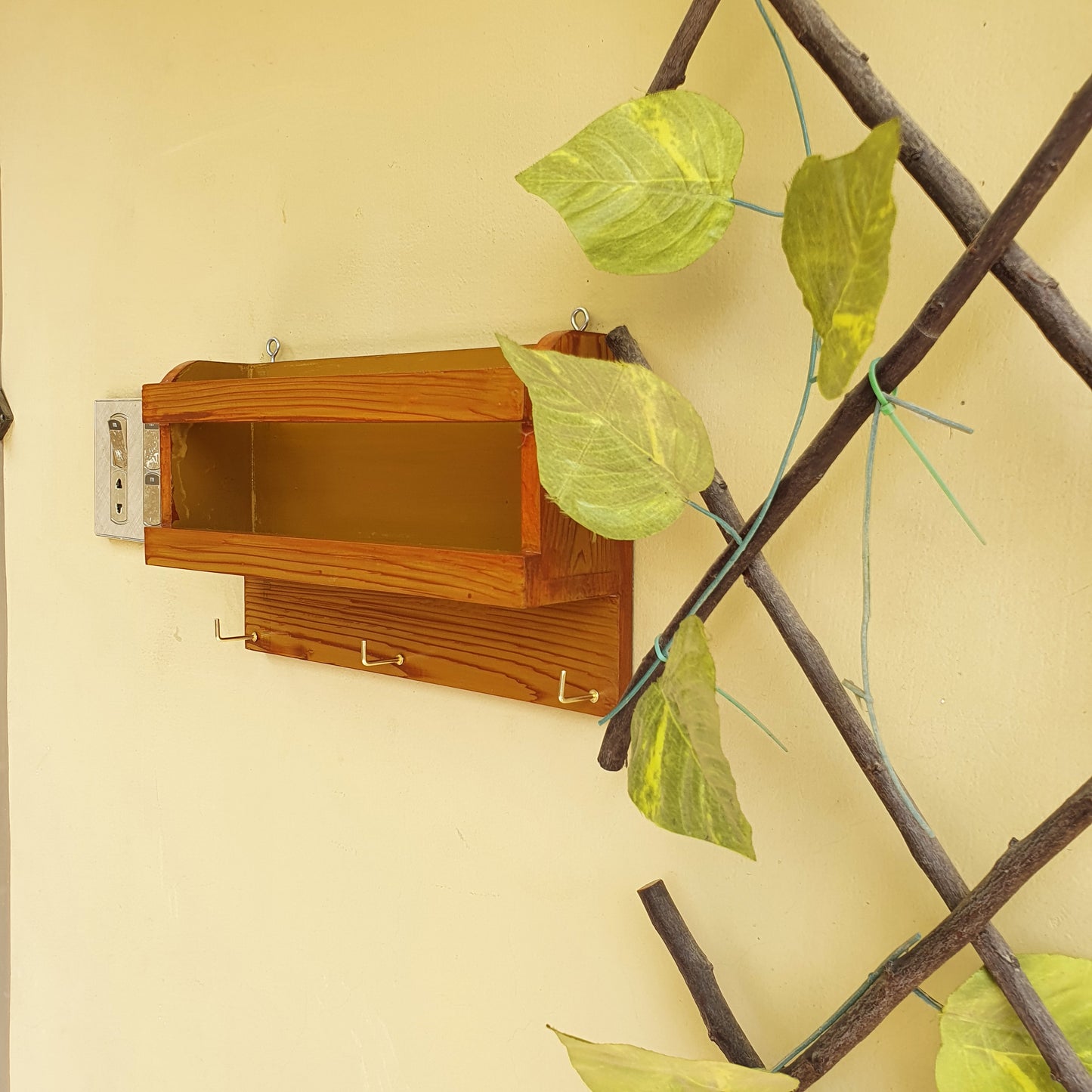 Wall Mount Wooden Mobile Holder (D-3)