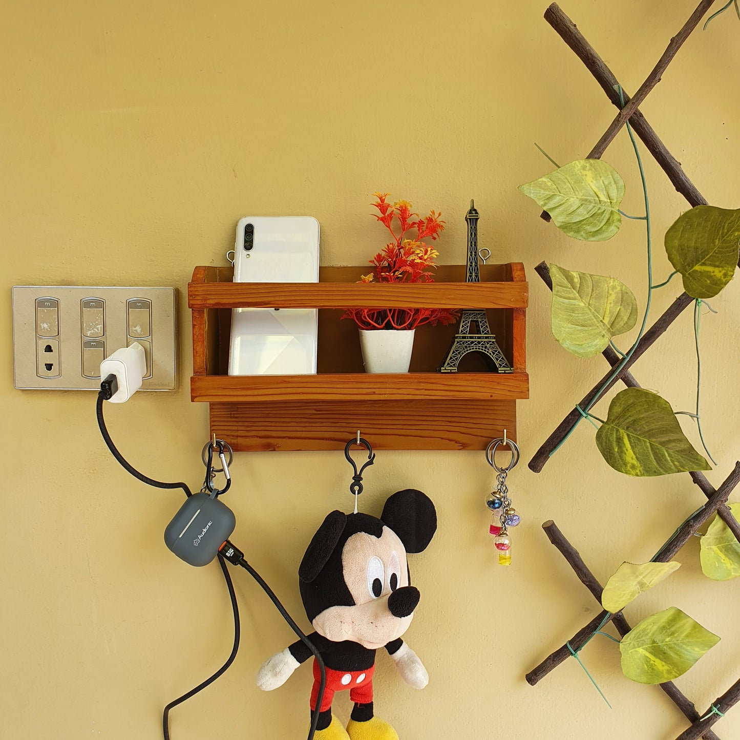 Wall Mount Wooden Mobile Holder (D-3)