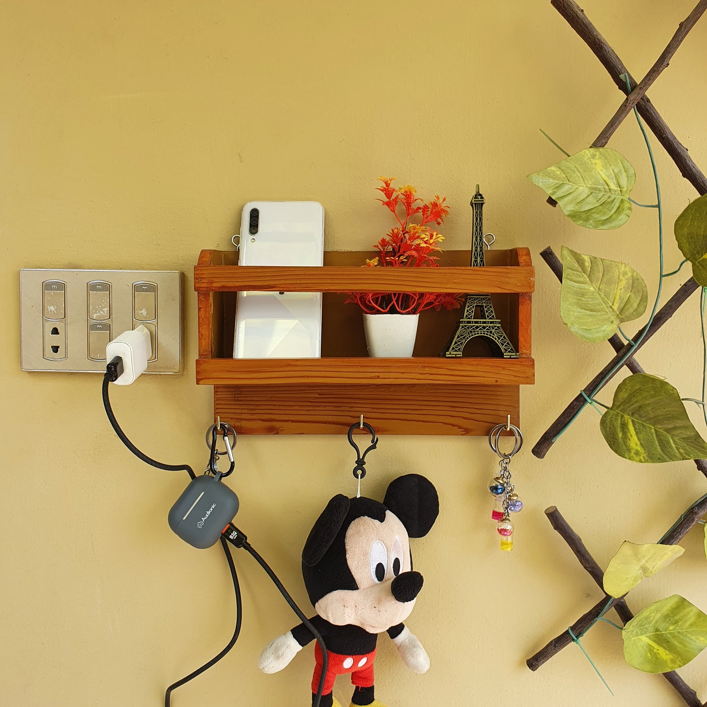 Wall Mount Wooden Mobile Holder (D-3)