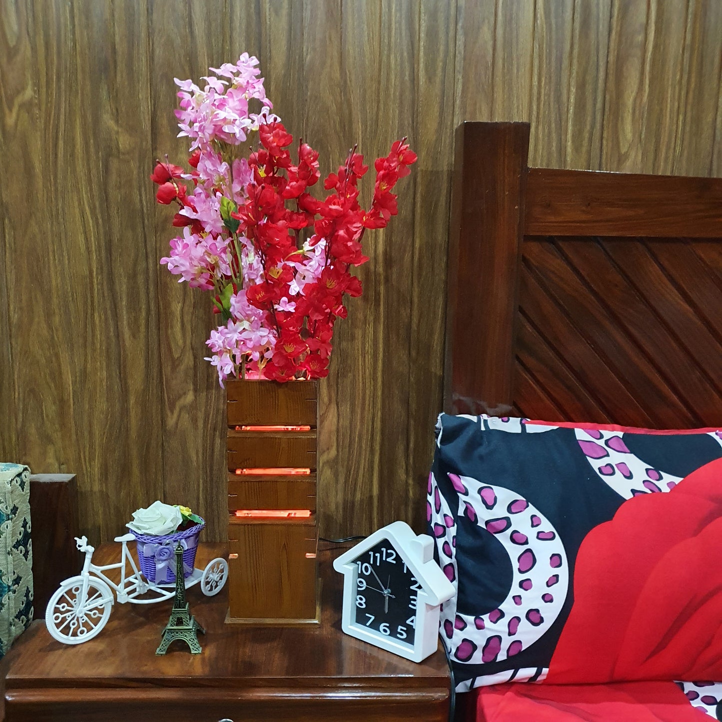 Wooden Table Lamp (D-5)