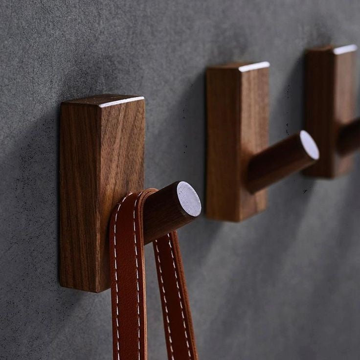 Wooden Hanging Hooks (4Pieces)