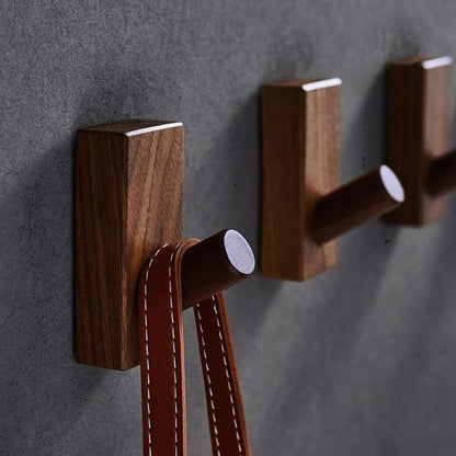Wooden Hanging Hooks (4Pieces)