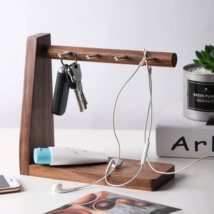 Freestanding key top holder